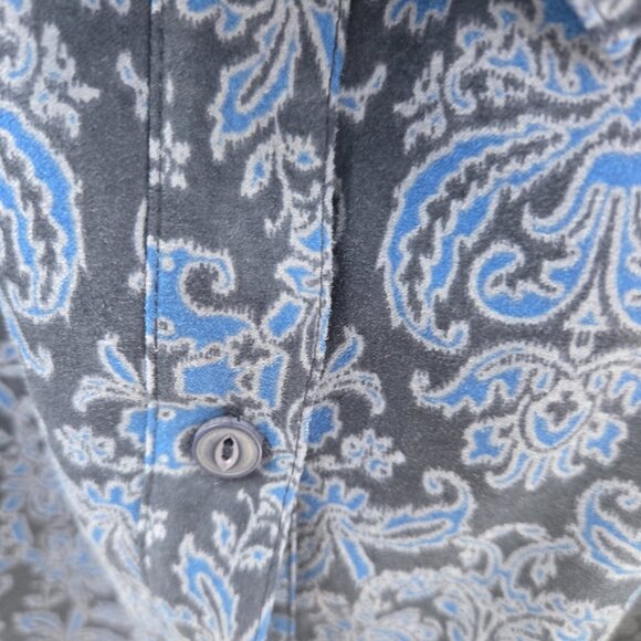 Catherine's Blue Paisley Long Sleeved Button Down Shirt Size 3x 26/28W - Picture 5 of 9